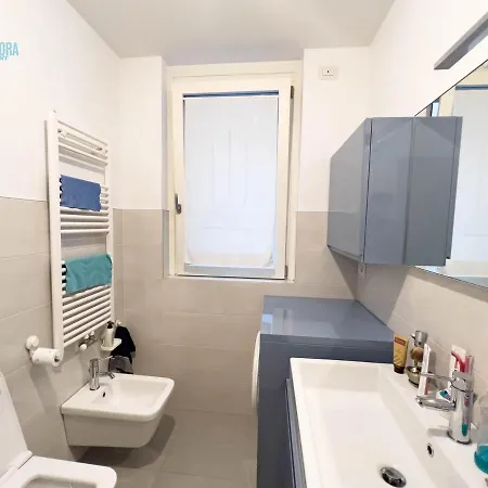 Verdemare Tirabora Short Rent *
